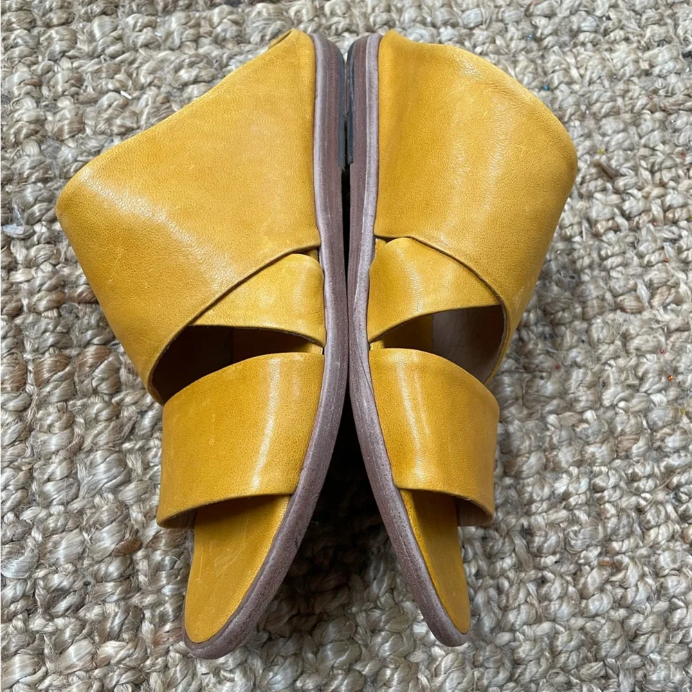 P Monjo Mule Slide Shoe Yellow Leather Slip On Sandals EU 41 - Picture 7 of 11